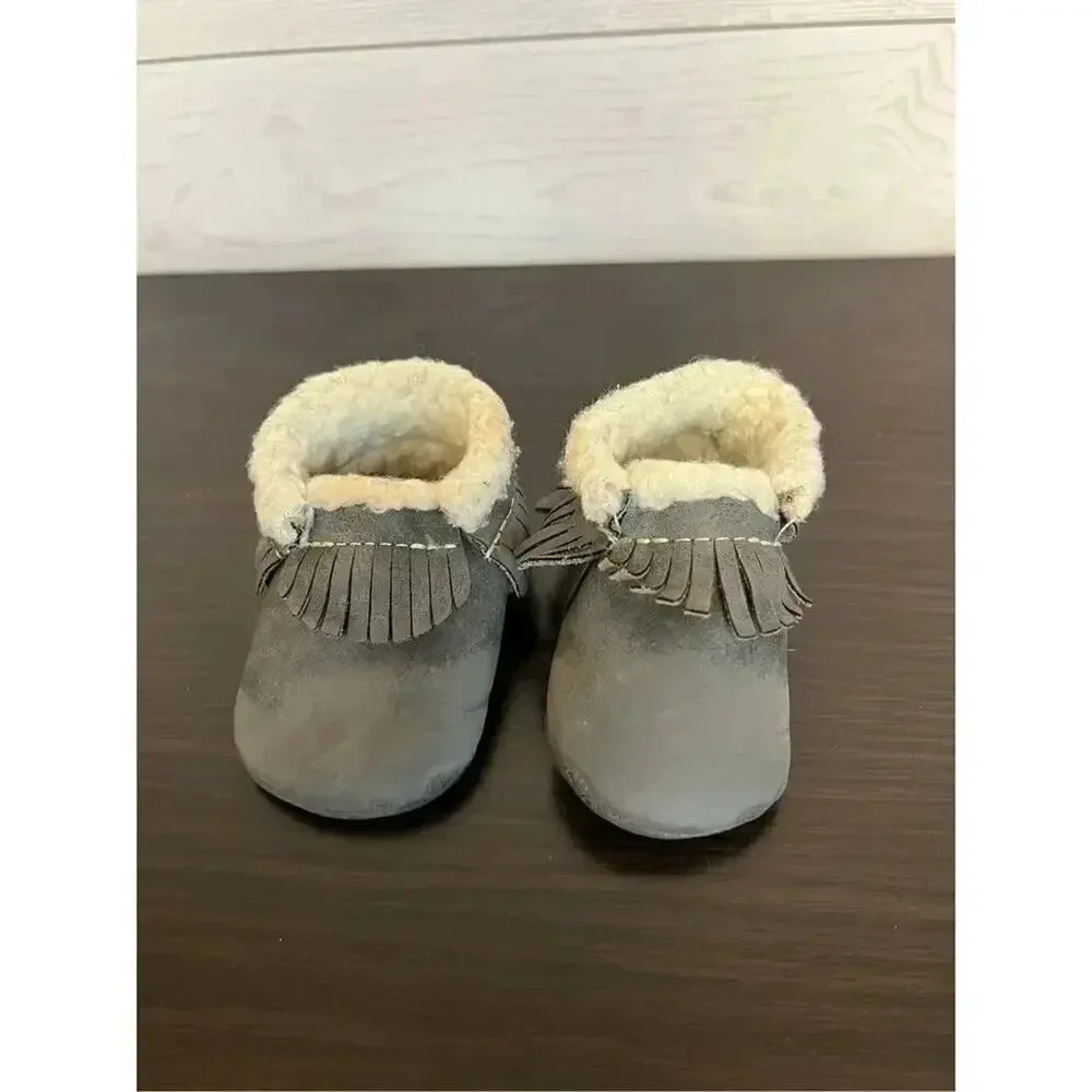 First Steps/Garanimals baby girl  moccasins & boots infant size 2